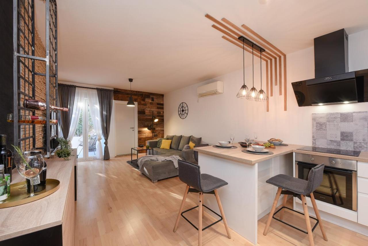 L&R Luxury Apartment- Free Parking Zadar Exterior foto